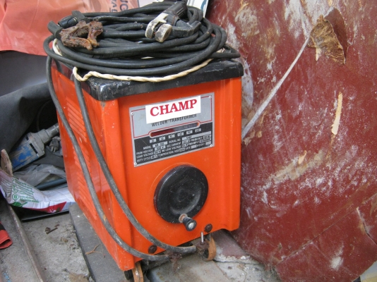 ตู้เชื่อมไฟฟ้า 200A ทองแดงแท้มือสองใช้งานน้อย พร้อมสายอุปกรณ์ครบใช้งานได้เลย ไม่แพงครับ