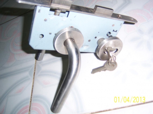 มือจับหมุนประตู