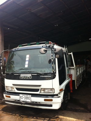 ISUZU 210 แรง พร้อมเครน 330 v-turbo  กะบะยาว 5.00 เมตร