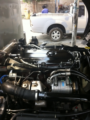 ISUZU NQR 175 แรง รถห้าง ยาว 5.50 เมตร ตู้ 3 บาน (ตู้แห้ง) ISUZU NQR 175 แรง รถห้าง ยาว 5.50 เมตร ตู้ 3 บาน (ตู้แห้ง)