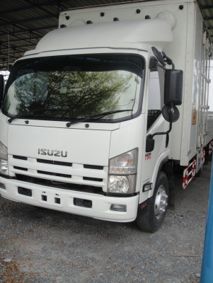 ISUZU NQR 175 แรง รถห้าง ยาว 5.50 เมตร ตู้ 3 บาน (ตู้แห้ง) ISUZU NQR 175 แรง รถห้าง ยาว 5.50 เมตร ตู้ 3 บาน (ตู้แห้ง)