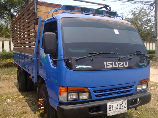 รถ6ล้อnpr120โทร0876414953'มอสท่าสองคอน