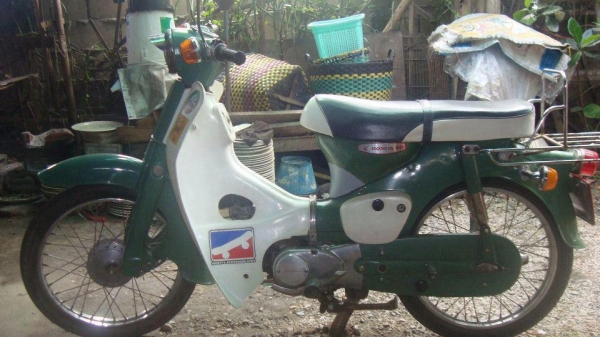 c50ถังแยกเดิมๆทุกอย่างสีสวยทะเบียนแท้เล่มสีเขียวเต็มราคาโดนๆ