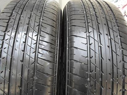 ขายยาง BRIDGESTONE ER33 ปี11(1คู่) 205/60/16 ราคา 1,500 สนใจติดต่อ 090-676-4651 เบียร์ครับ