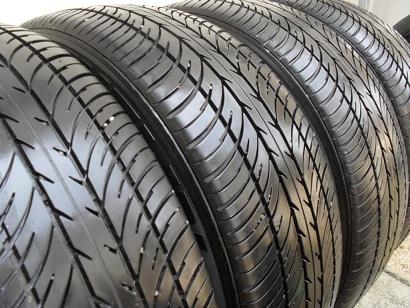 ขายยาง MICHELIN VIVACY  ปี11 215/60/16  ราคา 3,800  สนใจติดต่อ 090-676-4651 เบียร์ครับ