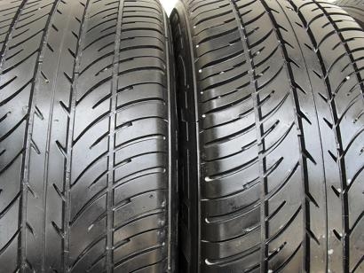 ขายยาง MICHELIN VIVACY  ปี11(3เส้น) ปี10(1เส้น)  215/60/16  ราคา 3,000  สนใจติดต่อ 090-676-4651 เบียร์ครับ