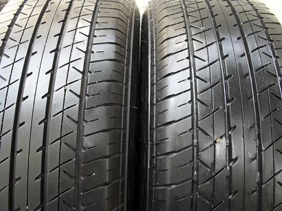 ขายยาง BRIDGESTONE  ER33  ปี11  215/60/16  ราคา 3,400  สนใจติดต่อ 090-676-4651 เบียร์ครับ