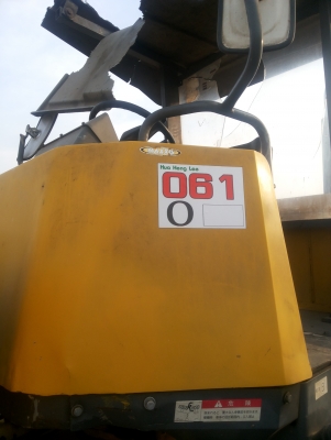 KOMATSU WA 80-3 KOMATSU WA 80-3