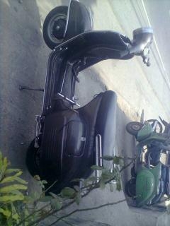 ขาย vespa sprint 150 อิตาลี ราคา32000บาทครับ เครื่องดี สี 85 เปอเซนครับ