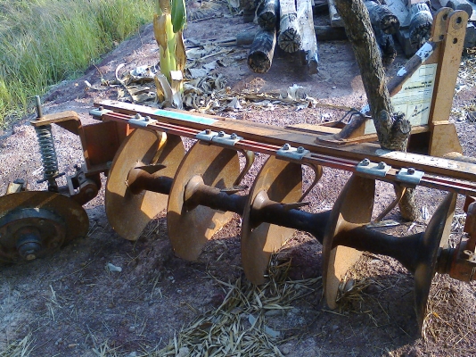 KUBOTA 34 ขายผาน5 ยี่ห้อ PTครับ สภาพสวยใช้งานน้อยมาก