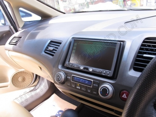 รถเก๋ง ยี่ห้อ HONDA รุ่น CIVIC