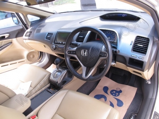 รถเก๋ง ยี่ห้อ HONDA รุ่น CIVIC