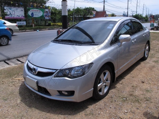 รถเก๋ง ยี่ห้อ HONDA รุ่น CIVIC