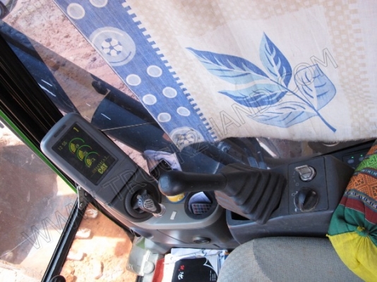 รถแบคโฮ ยี่ห้อ CAT รุ่น 320D รถแบคโฮ ยี่ห้อ CAT รุ่น 320D