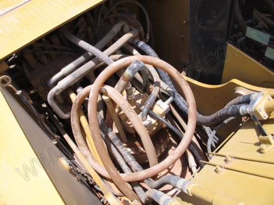 รถแบคโฮ ยี่ห้อ CAT รุ่น 320D รถแบคโฮ ยี่ห้อ CAT รุ่น 320D