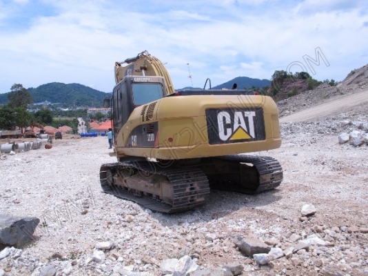 รถแบคโฮ ยี่ห้อ CAT รุ่น 320D รถแบคโฮ ยี่ห้อ CAT รุ่น 320D