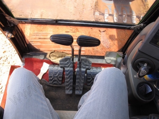 รถแบคโฮ ยี่ห้อ CAT รุ่น 320D รถแบคโฮ ยี่ห้อ CAT รุ่น 320D