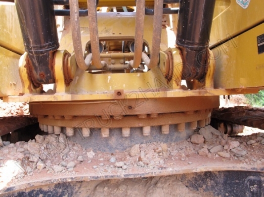 รถแบคโฮ ยี่ห้อ CAT รุ่น 320D รถแบคโฮ ยี่ห้อ CAT รุ่น 320D