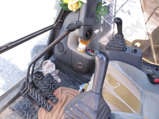 รถแบคโฮ ยี่ห้อ CAT รุ่น 320D รถแบคโฮ ยี่ห้อ CAT รุ่น 320D