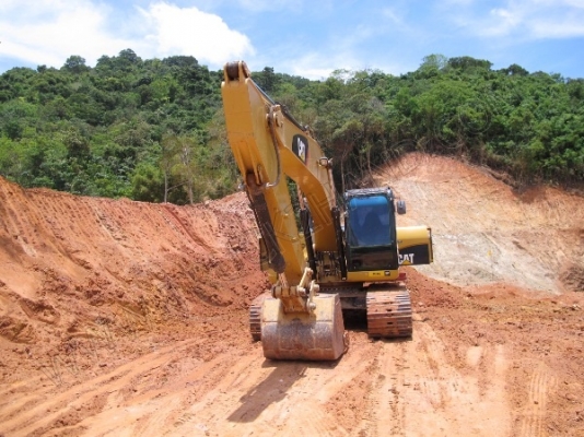 รถแบคโฮ ยี่ห้อ CAT รุ่น 320D รถแบคโฮ ยี่ห้อ CAT รุ่น 320D