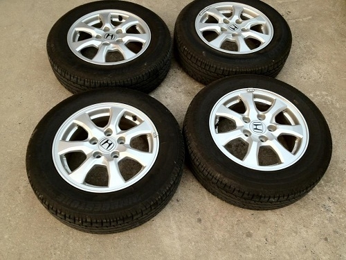 ขายล้อแม็กเดิม ขอบ 15 พร้อมยาง ปี12 ของ civi fb สภาพใช้มา 3 เดือน