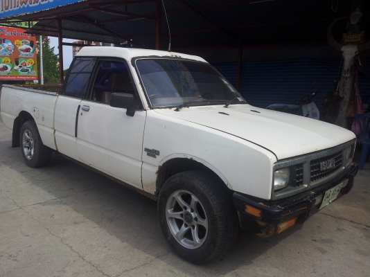 ISUZU KB รถพร้อมใช้ขายตามสภาพ
