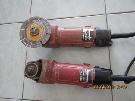 เครื่องเจียรไฟฟ้าMaktec MT958 สภาพดี 2เครื่อง ถูกๆ