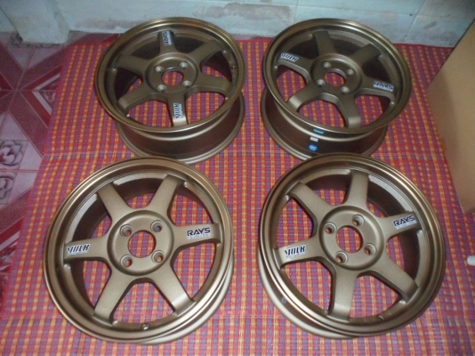 TE37ของใหม่ งานเบาๆครับ  ขอบ15"4รู100 กว้าง6.5"off40ขอบชา เหลือชุดเดียวแล้วครับ ( 8,500บ.) +ยาง185/55/15"DUNLOP.ปี10 ดอกเยอะ (ยาง+แม็ก = 10,500บ.)