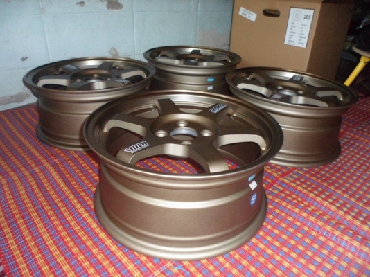 TE37ของใหม่ งานเบาๆครับ  ขอบ15"4รู100 กว้าง6.5"off40ขอบชา เหลือชุดเดียวแล้วครับ ( 8,500บ.) +ยาง185/55/15"DUNLOP.ปี10 ดอกเยอะ (ยาง+แม็ก = 10,500บ.)