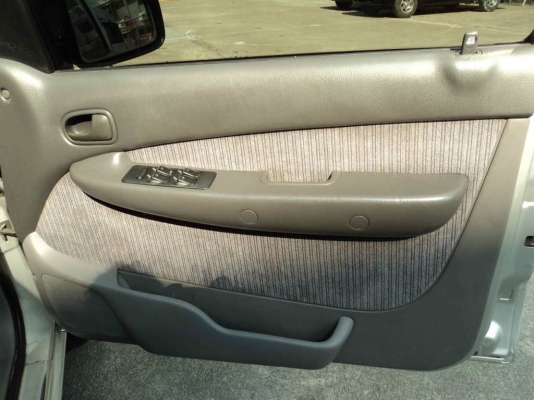 ขายปี 02 MAZDA FIGHTER 4ประตู เครื่องดีเซล เกียร์ออโต้  รถสวย สะอาด