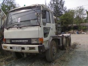ขายรถบรรทุกสิบล้อหัวลาก มิซูบิชิ FN527 TG เทอร์โบ