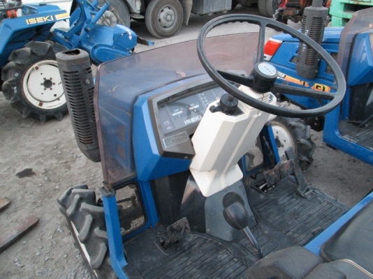 รหัส:13001117รถพรวนดินนั่งขับเครื่องยนค์ดีเซลK3B-41653ขนาด14PSประหยัดน้ำมันสภาพสวย