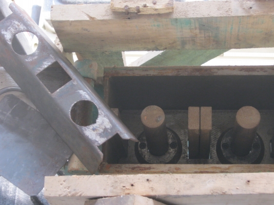 ถูกเครื่องอัดบล็อคประสานมือโยก(เก่าเก็บยังไม่ได้ใช้งาน) ถูกเครื่องอัดบล็อคประสานมือโยก(เก่าเก็บยังไม่ได้ใช้งาน)