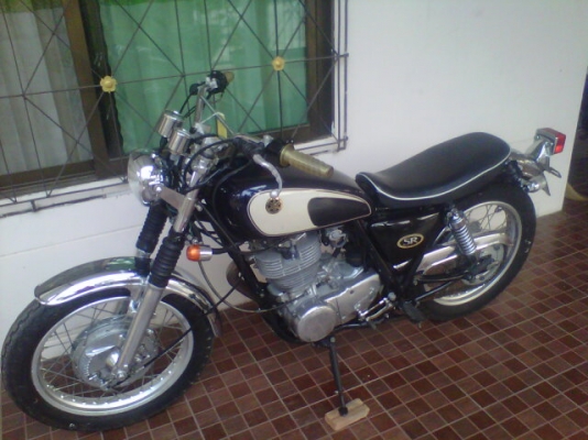 ***ขาย sr 400 ประกอบใหม่สีเดิมยุ่น^^อินวอยออกชื่อ^^เครื่องดีมากใสๆราคาถูก 56000 ***ohm คอนหวัน 0858730704