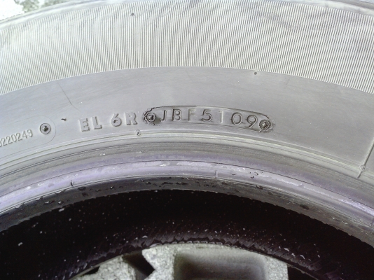 ยางBRIDGE STONE DUELER H/T ขาย 4 เส้น 2000 บาท 235/70/16  ปี 09 ปลายปี ใช้ได้ครับ ดูและรับของได้แถว ประเวศ สวนหลวง