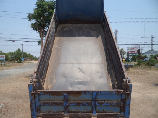 ขายรถอีซูซุNPRดั้มเครื่อง145แรงม้า พวงมาลัยเพาเวอร์ Fหน้าFหลังราคาถูกๆๆ(บ่มีเล่มเด้อคับ)