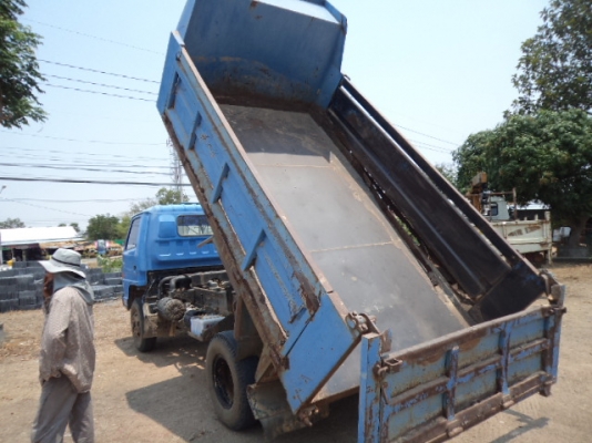 ขายรถอีซูซุNPRดั้มเครื่อง145แรงม้า พวงมาลัยเพาเวอร์ Fหน้าFหลังราคาถูกๆๆ(บ่มีเล่มเด้อคับ)