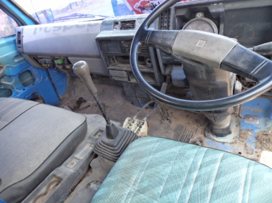 ขายรถอีซูซุNPRดั้มเครื่อง145แรงม้า พวงมาลัยเพาเวอร์ Fหน้าFหลังราคาถูกๆๆ(บ่มีเล่มเด้อคับ)