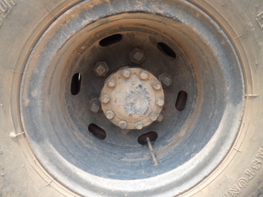 ขายรถอีซูซุNPRดั้มเครื่อง145แรงม้า พวงมาลัยเพาเวอร์ Fหน้าFหลังราคาถูกๆๆ(บ่มีเล่มเด้อคับ)