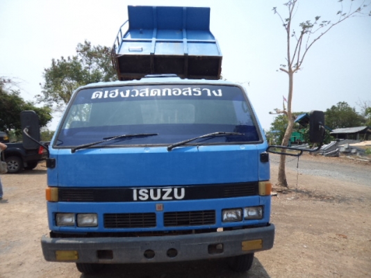 ขายรถอีซูซุNPRดั้มเครื่อง145แรงม้า พวงมาลัยเพาเวอร์ Fหน้าFหลังราคาถูกๆๆ(บ่มีเล่มเด้อคับ)