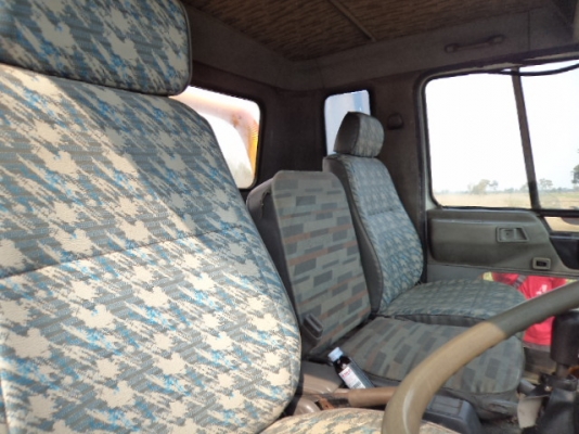 ขายรถฮีโน่10ล้อเทเลอร์2เพลายาง8.25 สภาพสวยๆพร้อมใช้งานคับ