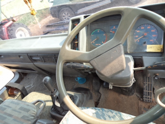 ขายรถฮีโน่10ล้อเทเลอร์2เพลายาง8.25 สภาพสวยๆพร้อมใช้งานคับ