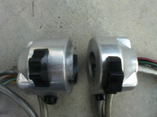 ขายสวิทช์แฮนด์ C92,C95 1คู่