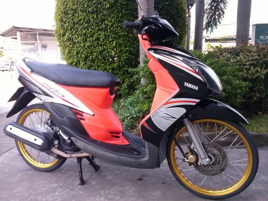 ขายด่วน MIO ปี 53 เครื่องดี ชุดสีมีแตกบ้างตามรูป ขายตามสภาพ คุ้มแน่ๆ ชุดโอนครบ โทร 085-1518956