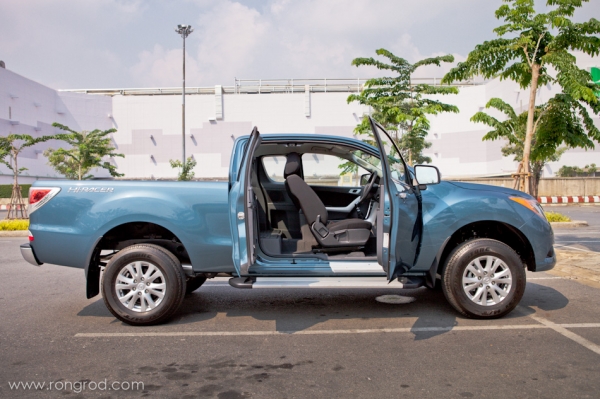 ขายดาวน์ mazda bt 50 pro hi-racer freestyle cab 2.2 6mt 130,000 บาท