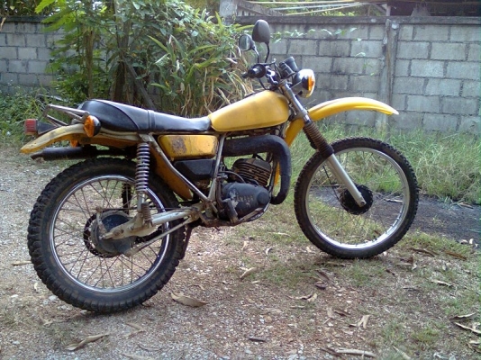 ขายyamaha dt100..ทะเบียนเต็มพร้อมชุดโอนเครื่องติดวิ่งดี(ตามรูป)13,800บาท/ลำปางครับ ขายyamaha dt100..ทะเบียนเต็มพร้อมชุดโอนเครื่องติดวิ่งดี(ตามรูป)13,800บาท/ลำปางครับ