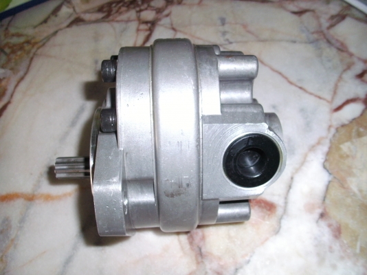 เกียรปั๊ม รถเกรด CAT140G เกียรปั๊ม รถเกรด CAT140G