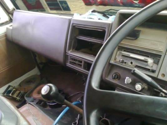 HINO F17 - 168 HP EH700 สิบล้อดั๊มพ์ 2 เพลา เครื่องเดิมเกียร์เดิมแรงดีไม่มีเยิ้ม หัวเก๋งบางเดิมไม่มีผุภายในเก๋งคอนโซลสวยครบ พวงมาลัยเพาเวอร์ แอร์เย็นจัด เบรคทริ๊ปฟี้ กระบะดั๊มพ์เหล็ก 12 ตันต่อดั๊มพ์ใหม่ๆอย่างสวย คัชซีสวยทั้งเส้น ยางสภาพดี 10 เส้นพร้อมใช้ง HINO F17 - 168 HP EH700 สิบล้อดั๊มพ์ 2 เพลา เครื่องเดิมเกียร์เดิมแรงดีไม่มีเยิ้ม หัวเก๋งบางเดิมไม่มีผุภายในเก๋งคอนโซลสวยครบ พวงมาลัยเพาเวอร์ แอร์เย็นจัด เบรคทริ๊ปฟี้ กระบะดั๊มพ์เหล็ก 12 ตันต่อดั๊มพ์ใหม่ๆอย่างสวย คัชซีสวยทั้งเส้น ยางสภาพดี 10 เส้นพร้อมใช้ง