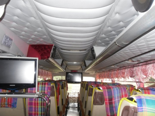 รถทัวร์ปรับอากาศ VIP