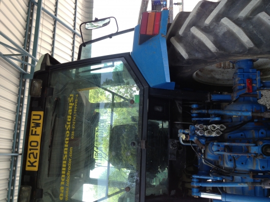 ขายรถไถ่ฟอร์ด7740เก่านอกไม่เคยใช้งานในไทย